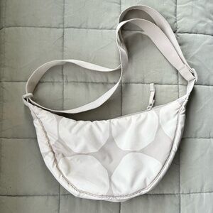 Uniqlo x Marimekko Round Mini Shoulder Bag - Stones